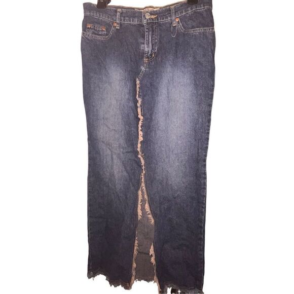 Sold - Picture 2 of 5